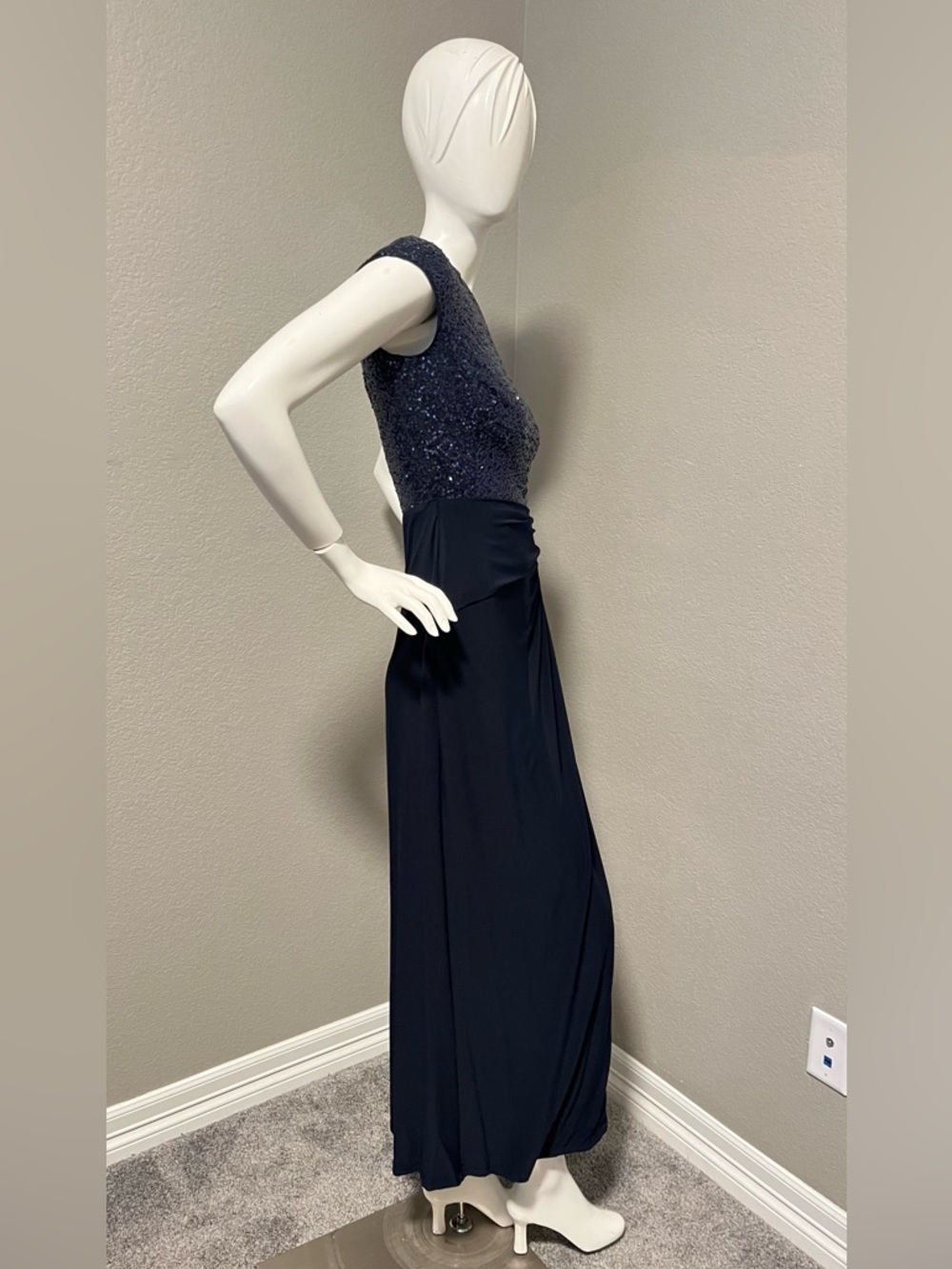 Women’s RALPH LAUREN  EVENING Navy Sequin Jersey Gown Maxi Dress Size 4 - Picture 5 of 15